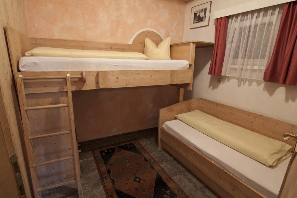 Appartementhaus Marina Matrei in Osttirol Room photo