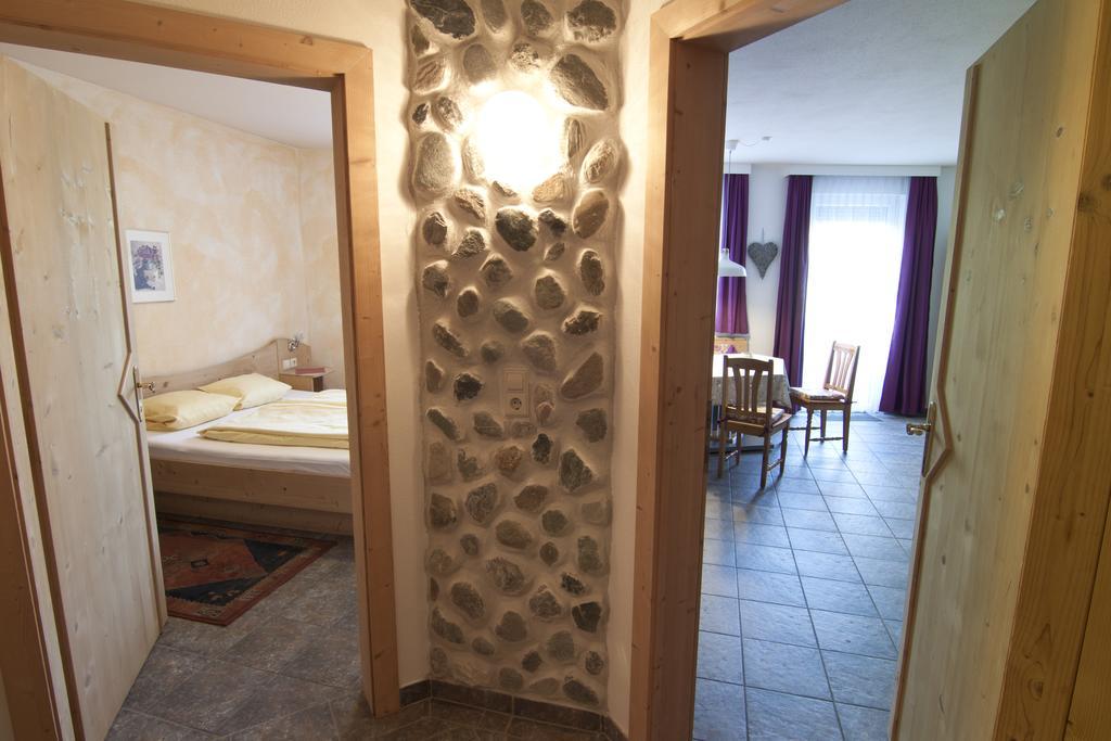 Appartementhaus Marina Matrei in Osttirol Room photo